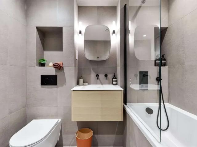 Apartment for sale in South Hackney, Greater London