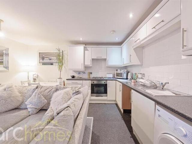 Apartment for sale in Leigh, Howe Bridge