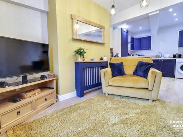 Apartment for sale in Lichfield, Boley Park