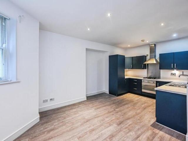 Apartment for sale in Calderstones