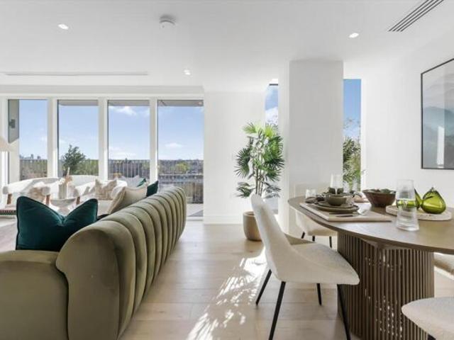 Apartment for sale in London Borough of Hounslow, Greater London