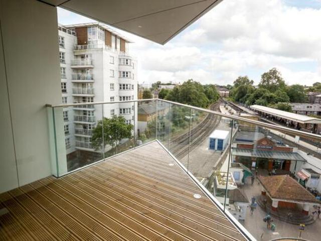 Apartment for sale in Putney, Greater London