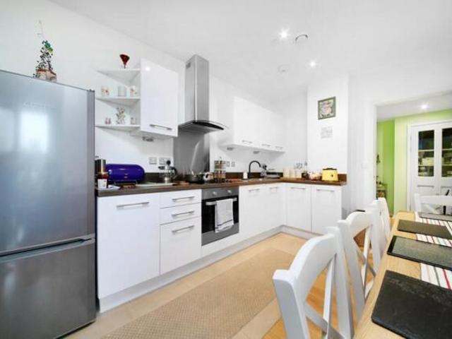Apartment for sale in Wandsworth, Greater London