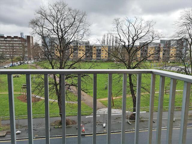 Apartment for sale in London Borough of Lewisham, New Cross
