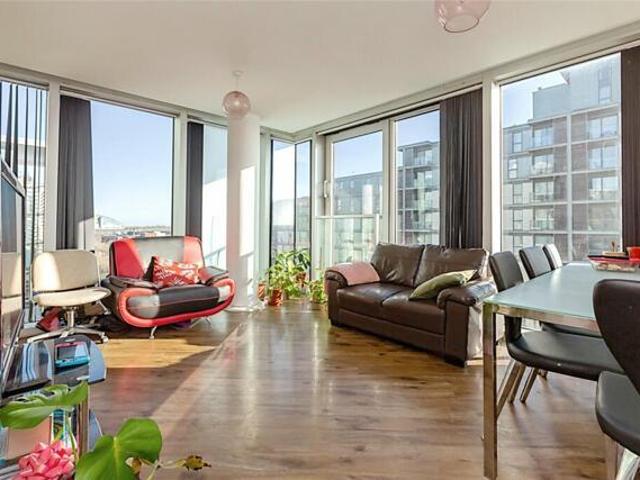Apartment for sale in Milton Keynes