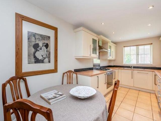Apartment for sale in Mold
