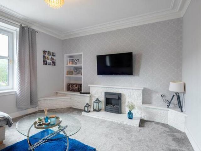 Apartment for sale in Montrose, Barracks