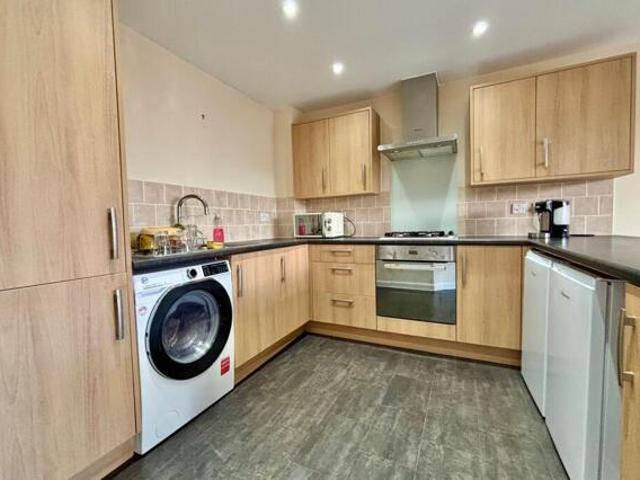 Apartment for sale in Penryn, Cornwall