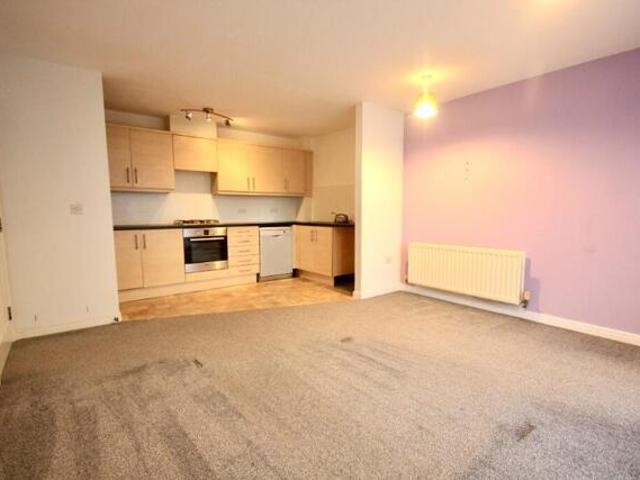 Apartment for sale in Poole