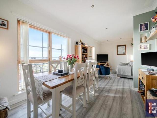 Apartment for sale in Portland, East Dorset