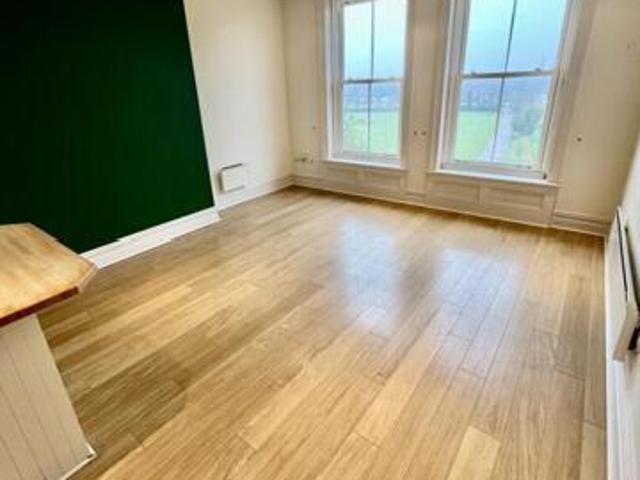 Apartment for sale in Avenham, Higher Bartle
