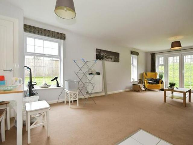Apartment for sale in Gunthwaite and Ingbirchworth, Ingbirchworth
