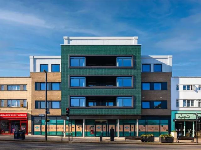 Apartment for sale in Longlands, Halfway Street
