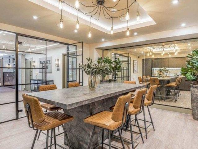 Apartment for sale in Slough