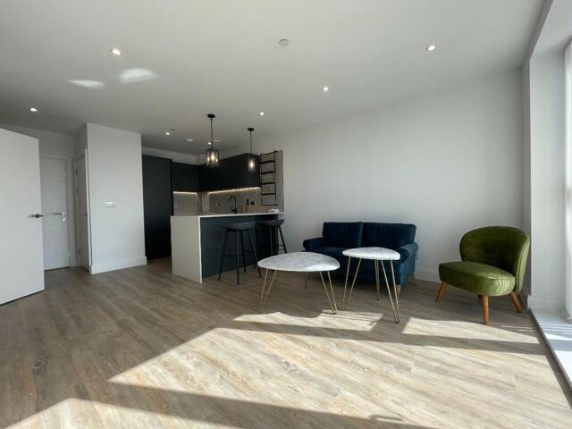 Apartment for sale in Slough