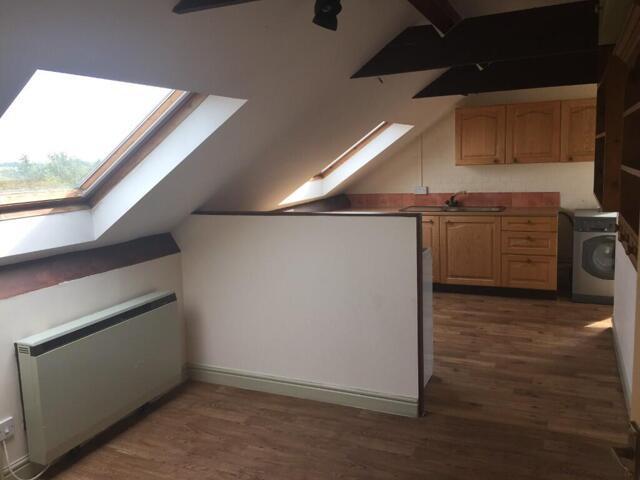Apartment for sale in Combs Ford, Bedingfield