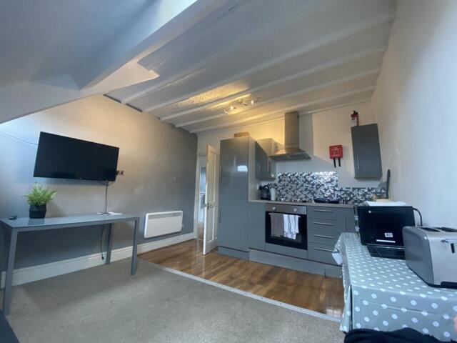 Apartment for sale in Tenby, Wales