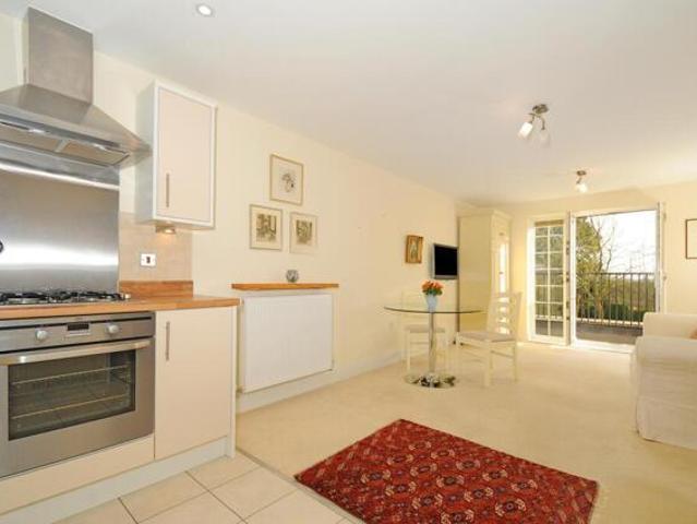 Apartment for sale in Evershot, Oxfordshire