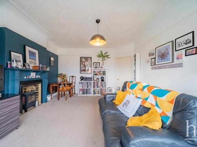 Apartment for sale in Wallasey, New Brighton