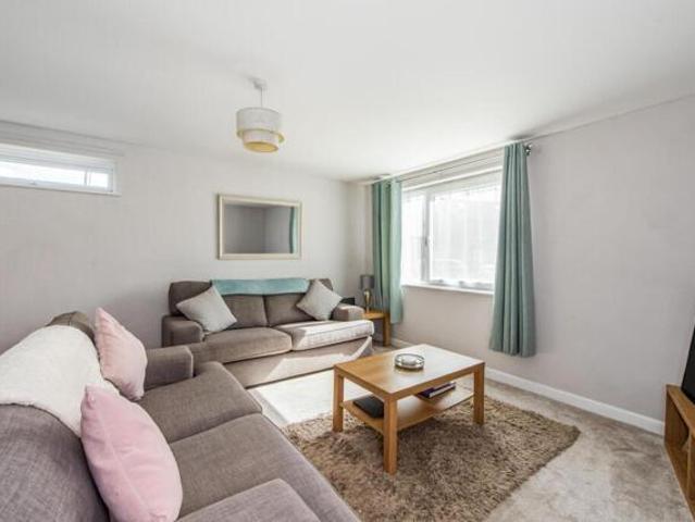 Apartment for sale in Fleetend, Fareham