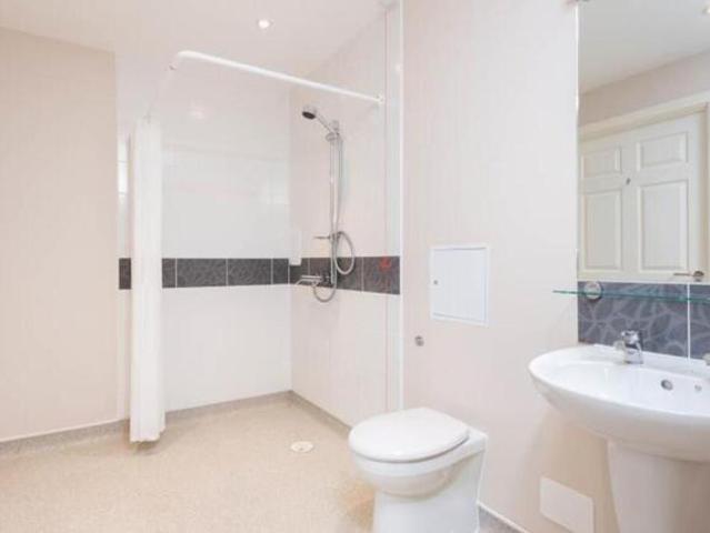 Apartment for sale in Black Bourton, Oxfordshire