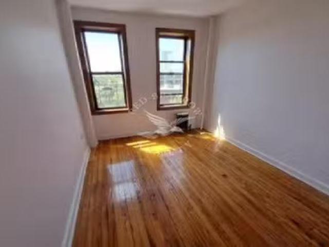 Apartment for rent in Arverne, New York