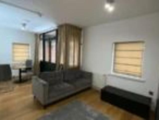 Apartment to rent in Bluebell, North Tipperary