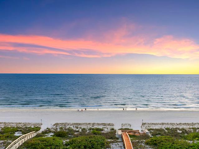 Apartment for sale in Marco Island, Florida