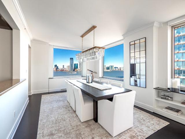 Apartment for sale in Arverne, New York