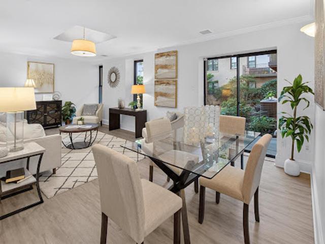 Apartment for sale in Washington