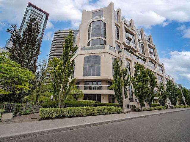 Apartment for sale in Woburn, Ontario