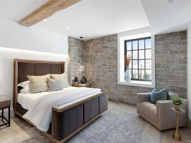 Apartment for sale in Westport