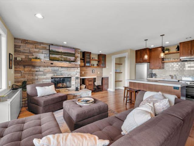 Apartment for sale in Bend