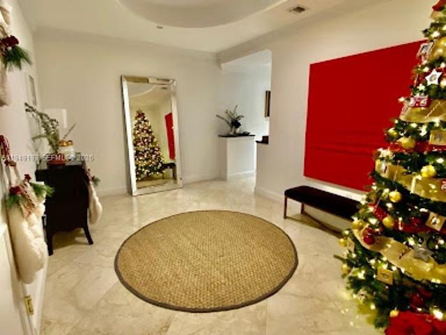 Apartment for sale in Key Biscayne, Florida