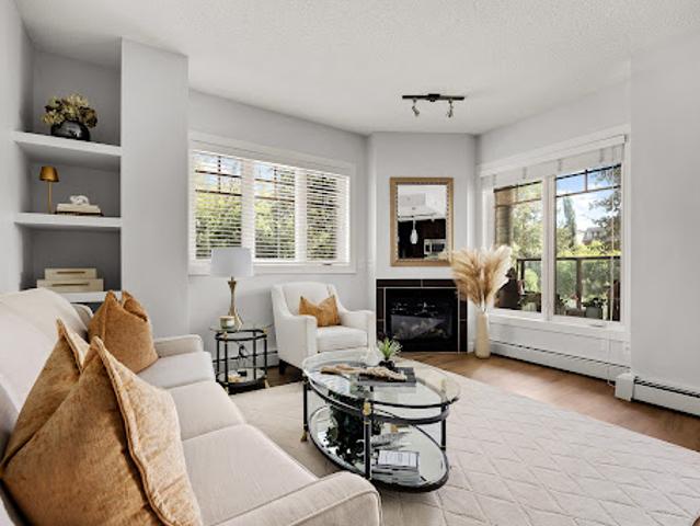Apartment for sale in Northwest, Alberta