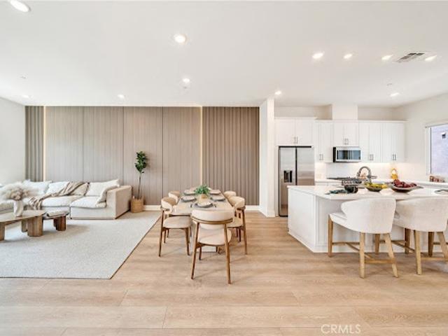 Apartment for sale in Tustin Legacy, Tustin