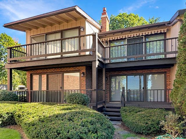 Apartment for sale in Lake Geneva, Wisconsin