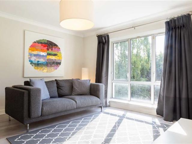 Apartment to rent in Bluebell, North Tipperary