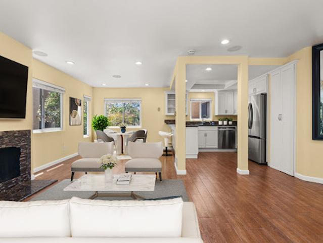 Apartment for sale in San Diego, California