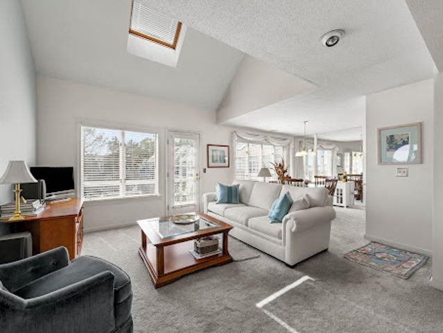 Apartment for sale in Swampscott, Massachusetts