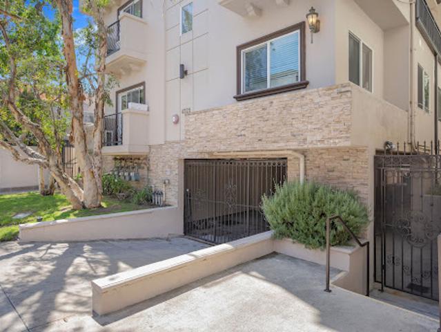 Apartment for sale in Sherman Oaks Neighborhood Council District, Canoga Park