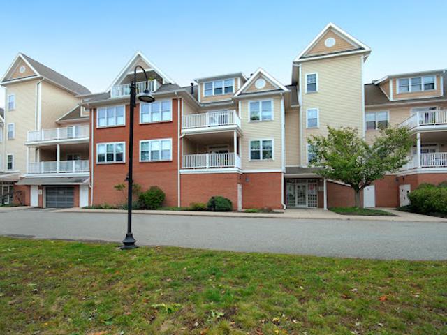 Apartment for sale in Concord, Middlesex County