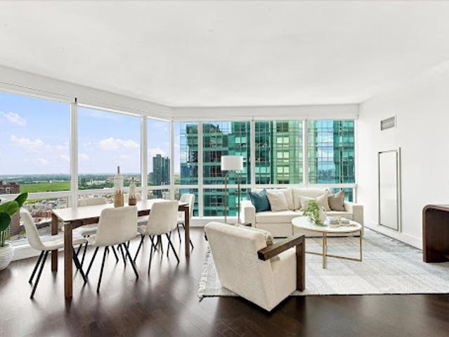 Apartment for sale in Hudson, New Jersey