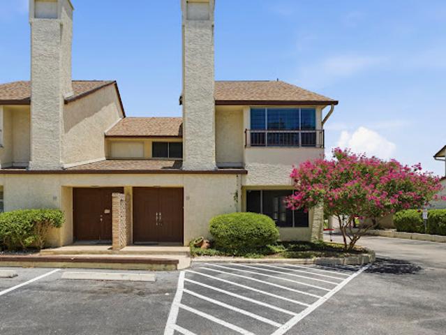 Apartment for sale in Leesville, Texas