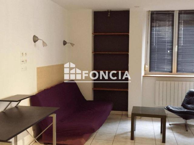 Studio location à Centre-Ville, Rennes