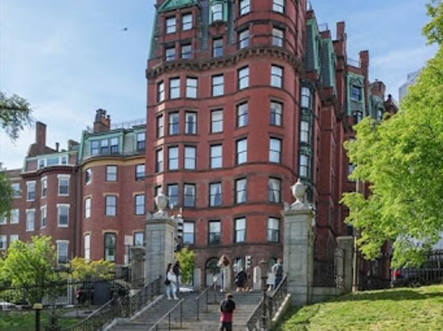 Apartment for sale in Boston, Massachusetts