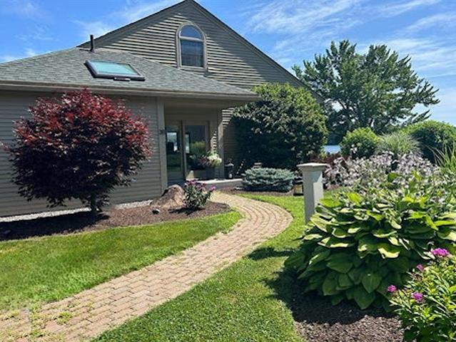 Apartment for sale in New Hampshire