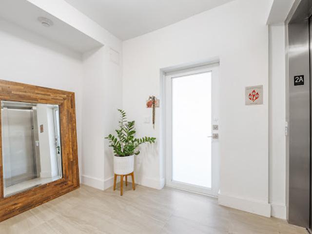 Apartment for sale in Coral Gables, Florida