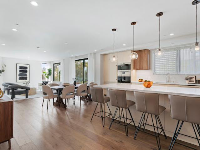 Apartment for sale in Los Angeles, Los Angeles County