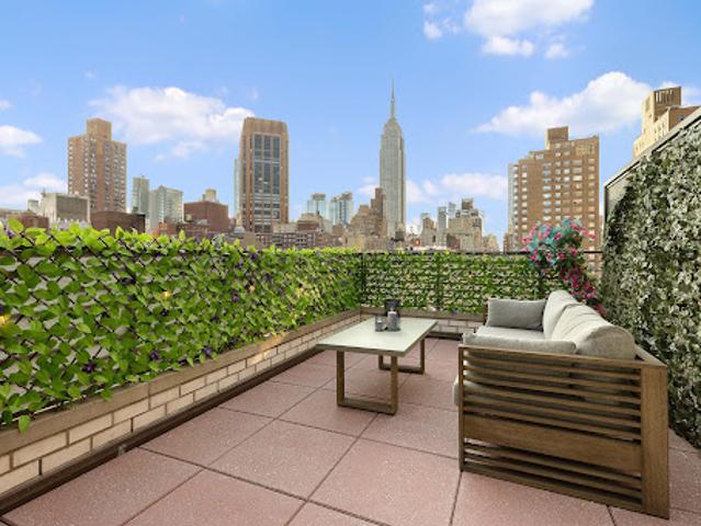 Apartment for sale in Arverne, New York